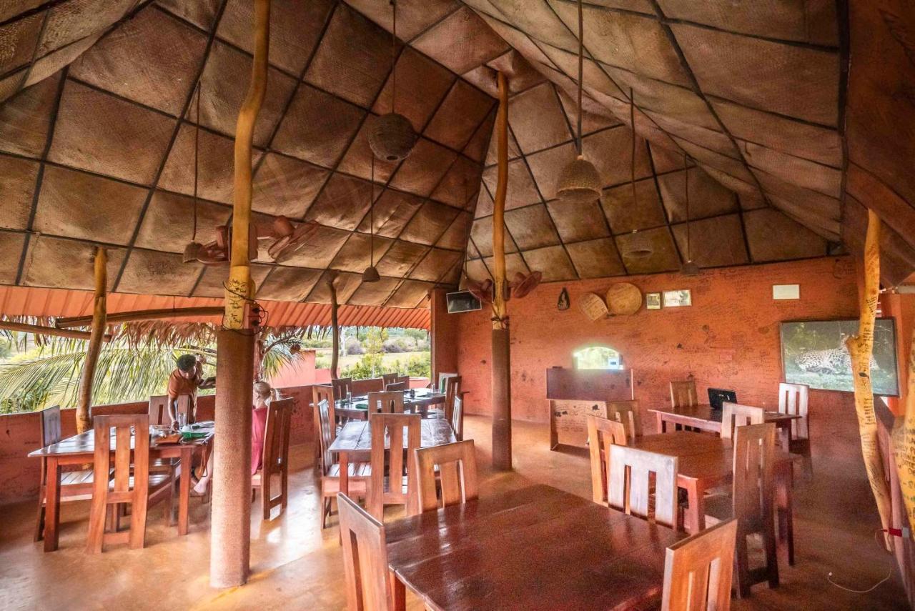 Yala Peace Cottages 티사마하라마 외부 사진